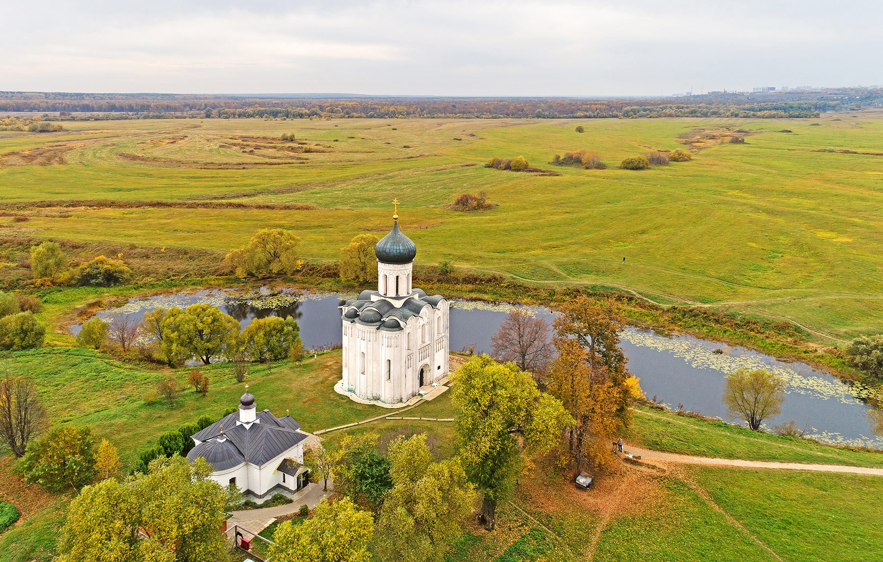 Храм Покрова-на-Нерли, Боголюбово (Bogolyubovo, Church of the Intercession on the Nerl)